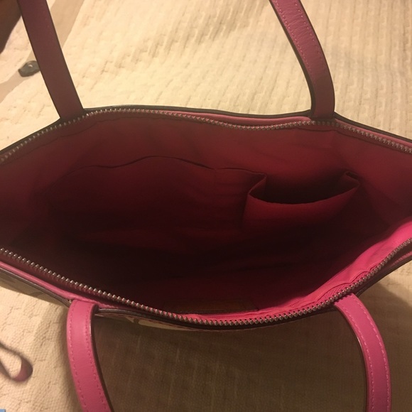 Coach purse - Picture 3 of 4